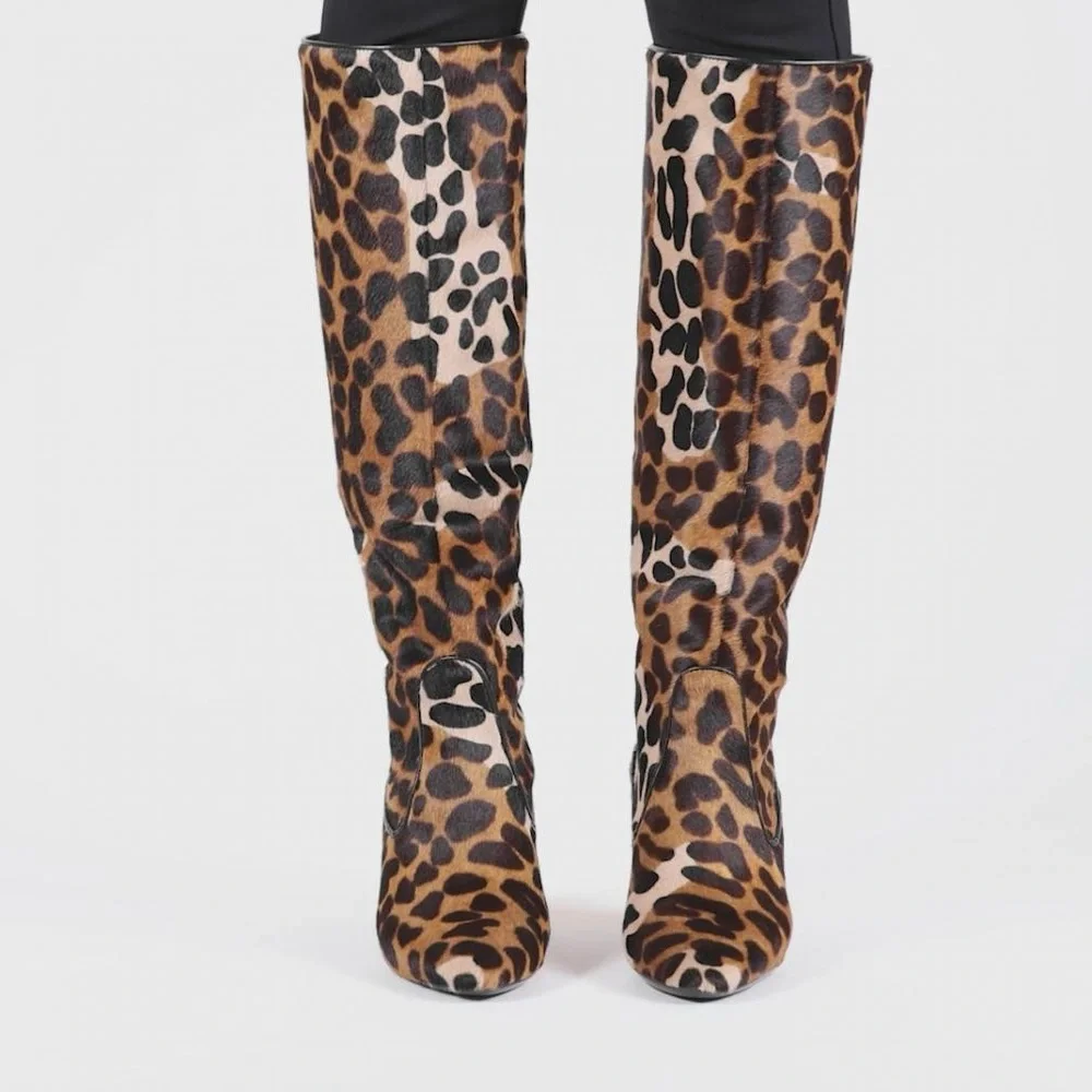 NWOT Aquatalia Patton Boots Size 10.5